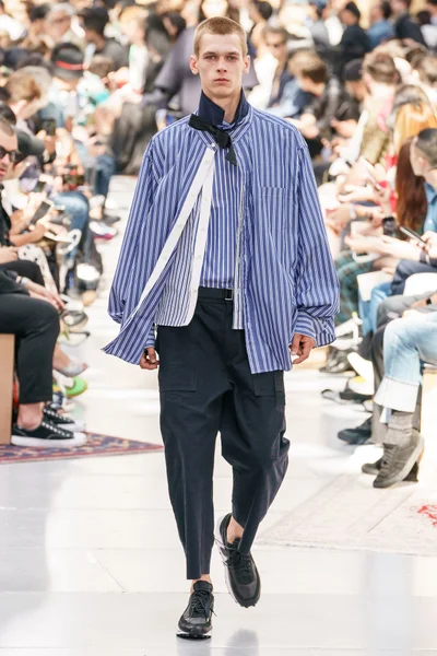 Look 45